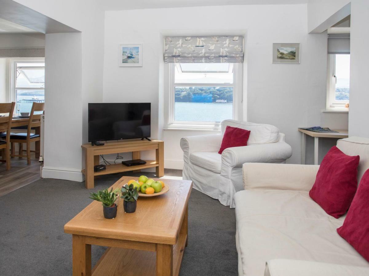 Holiday home Glan Dwr Bach